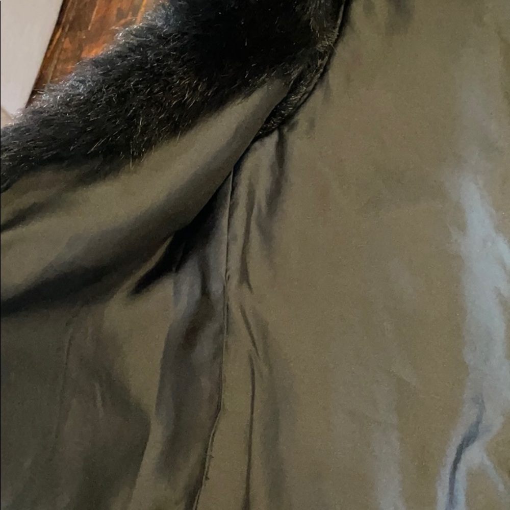 Faux fur vest - Picture 3 of 4